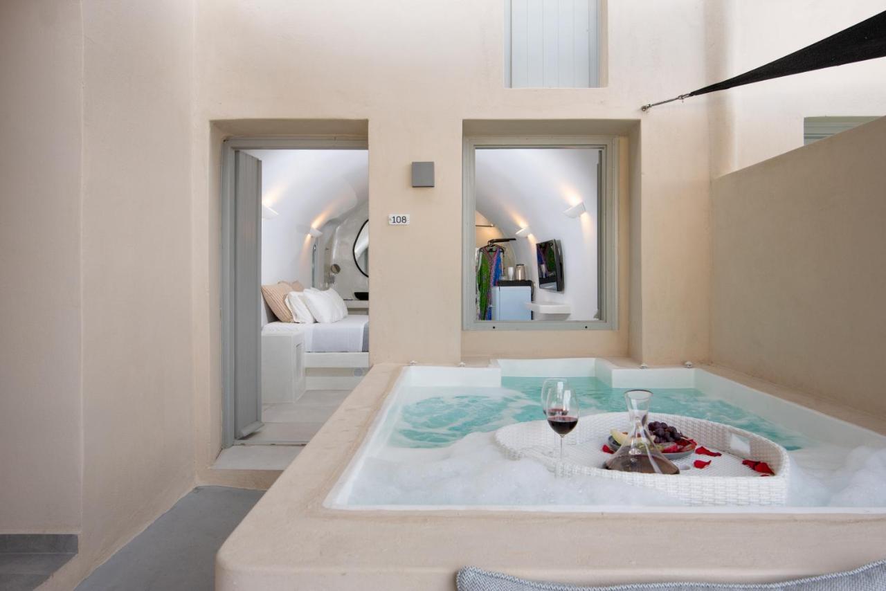 Blackrock Suites Karterados  Buitenkant foto