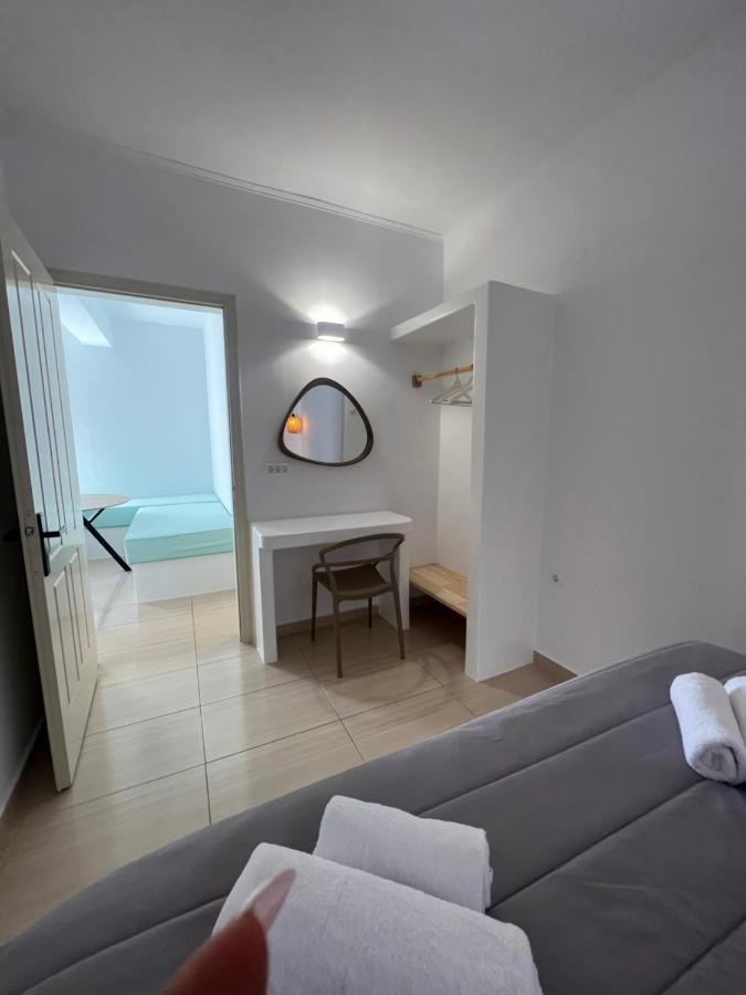 Blackrock Suites Karterados  Buitenkant foto