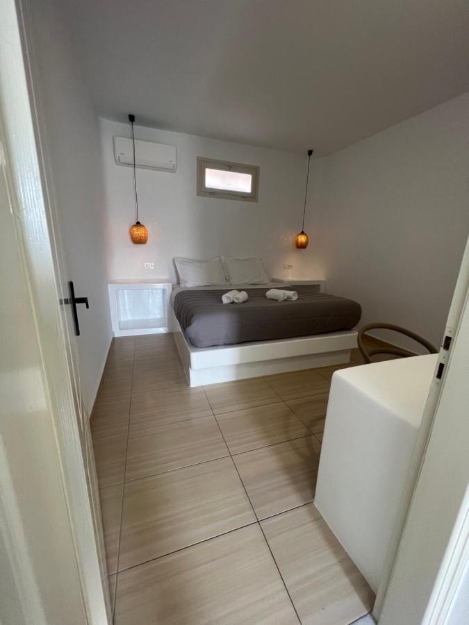 Blackrock Suites Karterados  Buitenkant foto