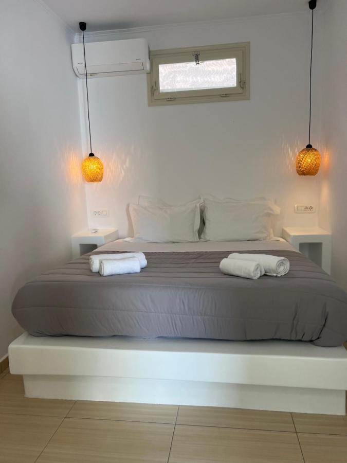 Blackrock Suites Karterados  Buitenkant foto