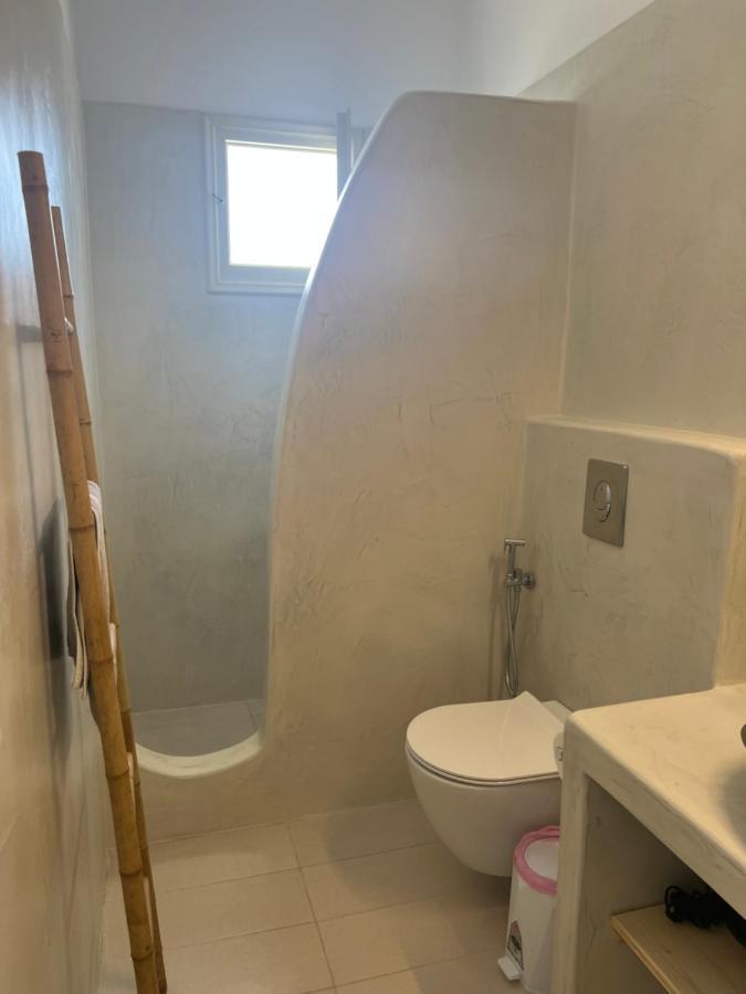 Blackrock Suites Karterados  Buitenkant foto