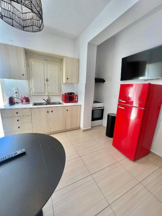 Blackrock Suites Karterados  Buitenkant foto