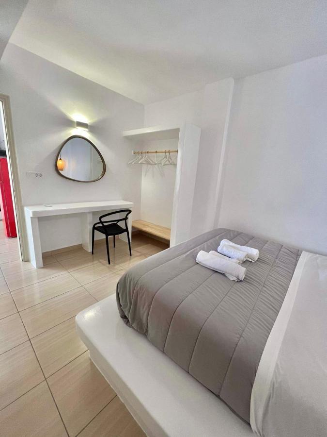 Blackrock Suites Karterados  Buitenkant foto